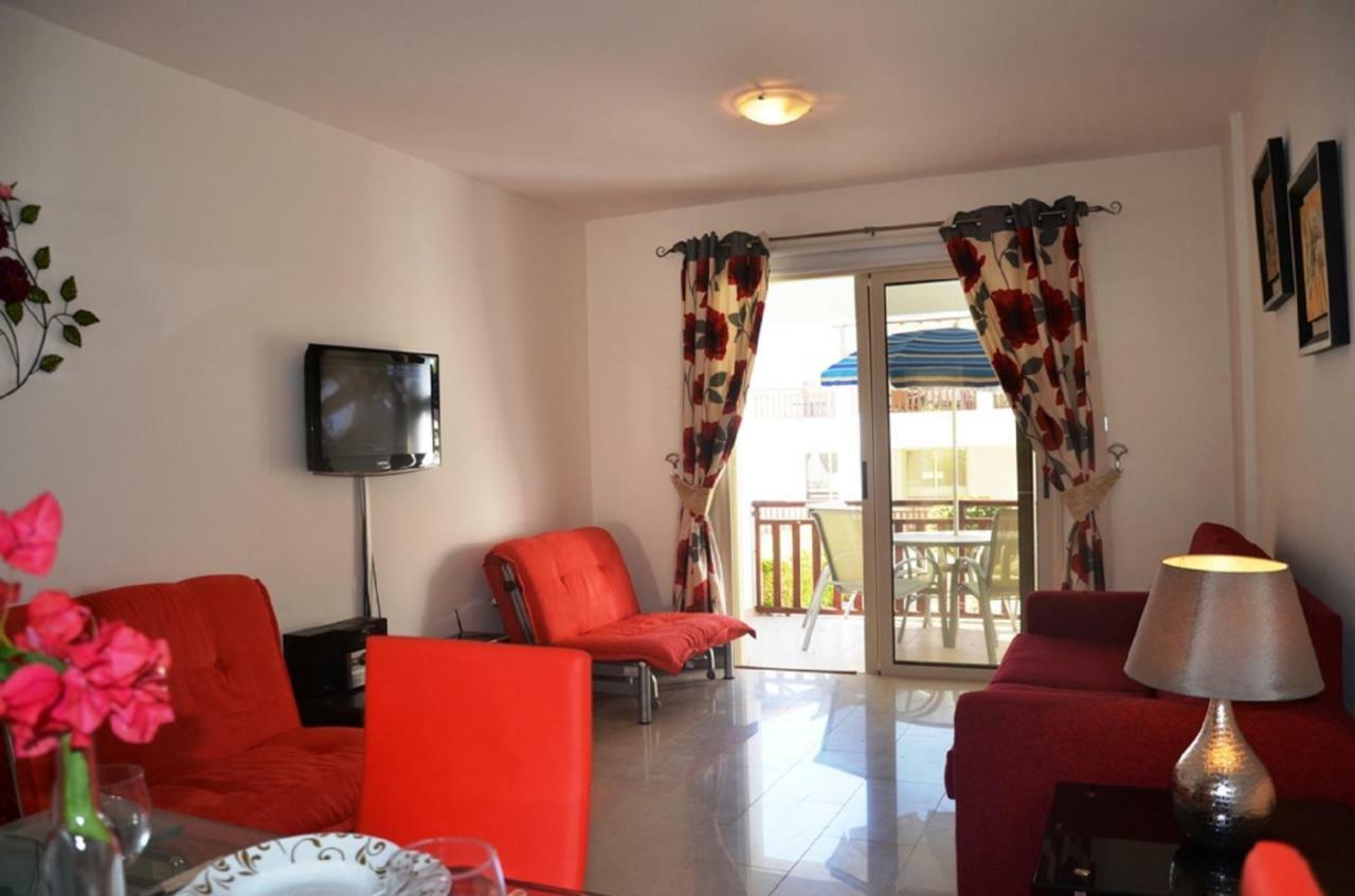 Ground Floor One Bedroom Apartment B2, 3 Pools, Free Wifi Πέγεια Εξωτερικό φωτογραφία