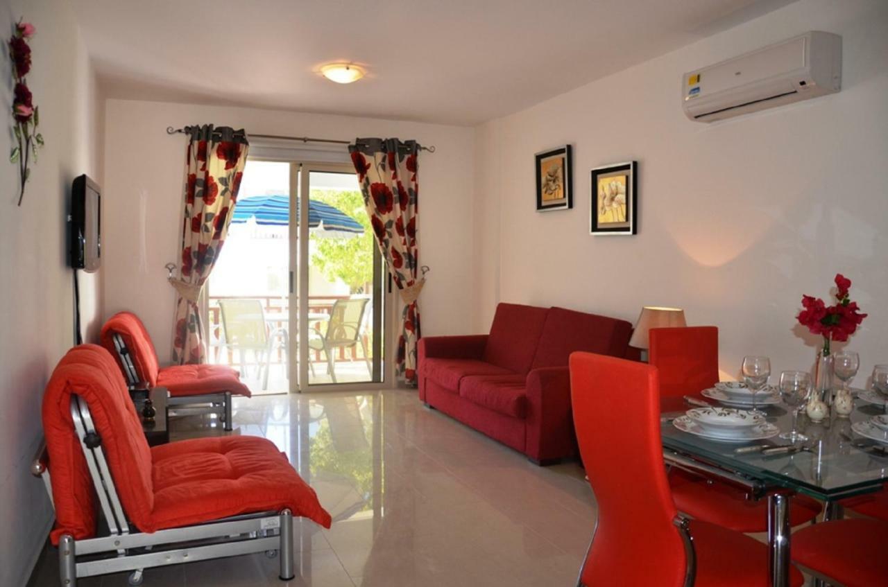 Ground Floor One Bedroom Apartment B2, 3 Pools, Free Wifi Πέγεια Εξωτερικό φωτογραφία